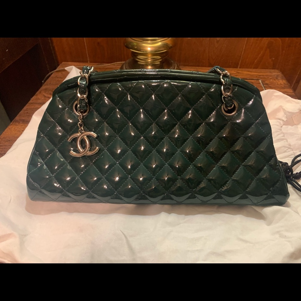 Chanel bowler bag! #greenpurse